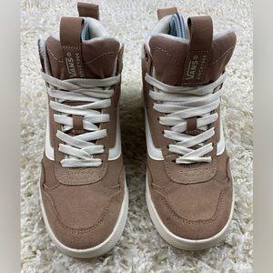 Vans® Range Exp Hi V Suede Sherpa Burro High-Top Shoes Women’s Size 7.5